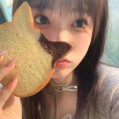 小资女孩向前冲